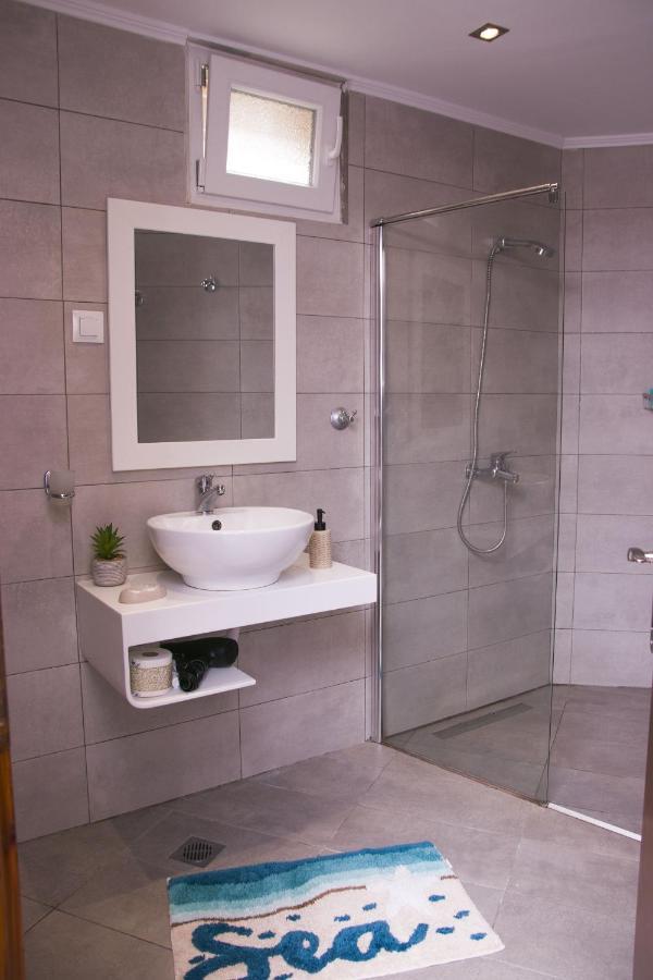 Iria'S Apartments Limenaria  Ngoại thất bức ảnh